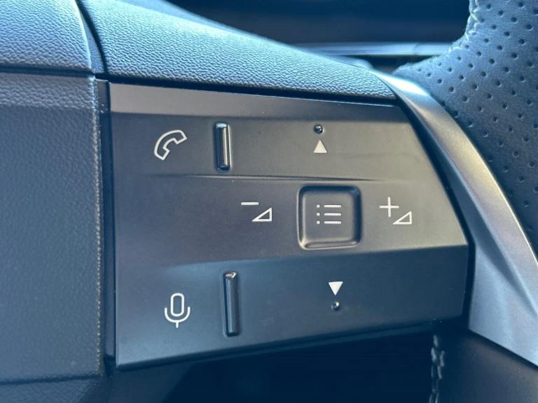  Vauxhall Grandland Electric 73kwh Gs Suv 5dr Electric Auto 213 Ps Electric