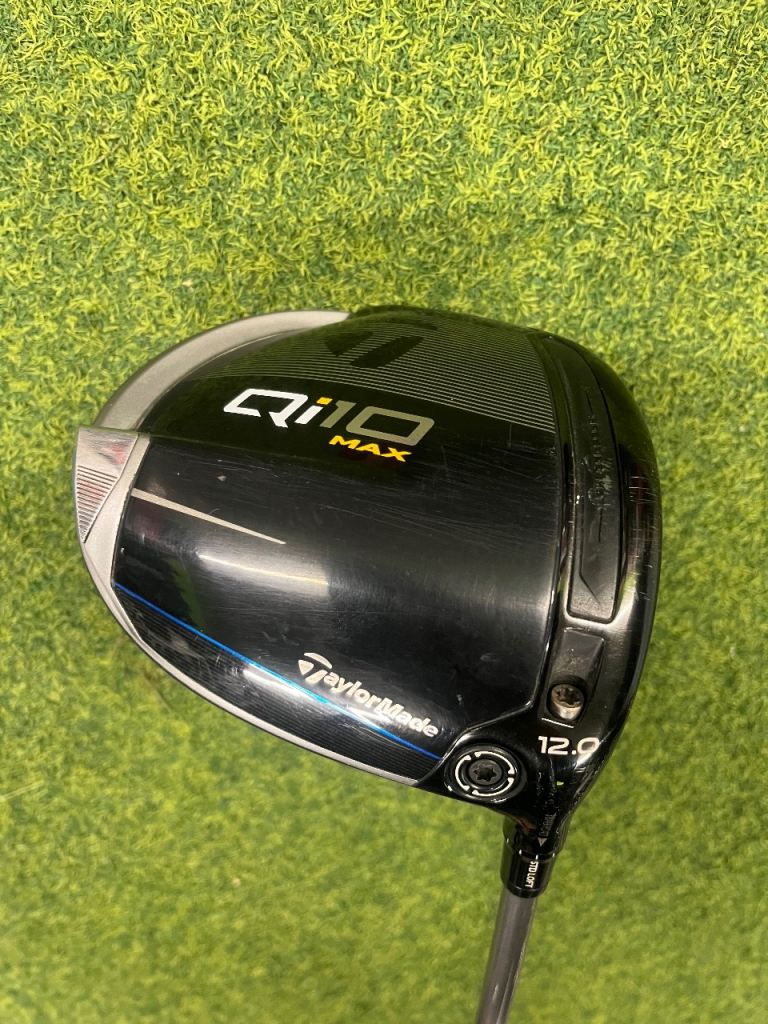 TAYLORMADE Qi10 12’ DRIVER. REG FLEX. GOOD CONDITION 