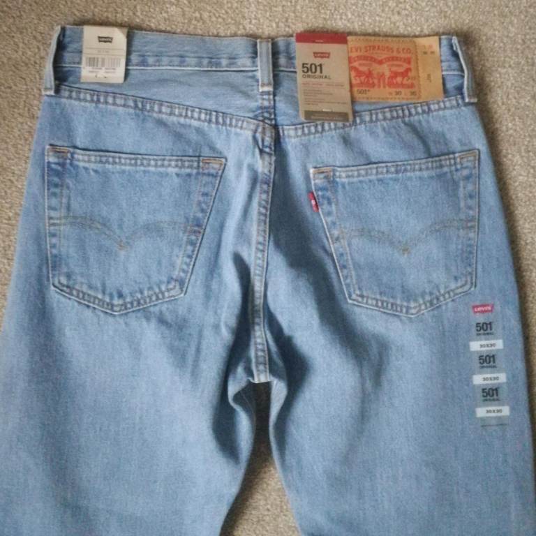 New Men's Levi's Levi Blue 501 Jeans Straight Leg W30" L28" - 2 Available