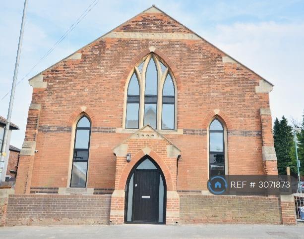 1 bedroom flat in Old Church House, Rainham, Gillingham, ME8 (1 bed) (#3071873)