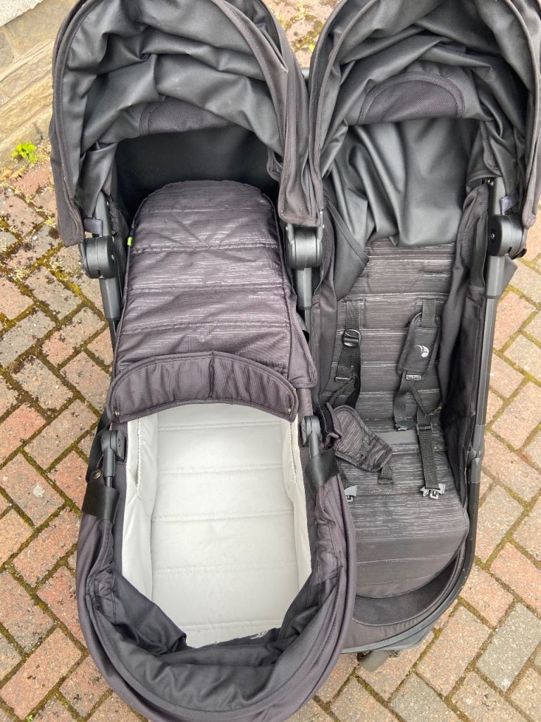 Baby Jogger City Tour 2 DOUBLE Carrycot & Adapters,