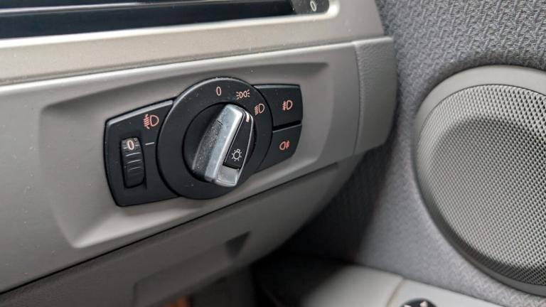 2011 BMW 3 Series 320d [184] SE 4dr Step Auto SALOON Diesel Automatic