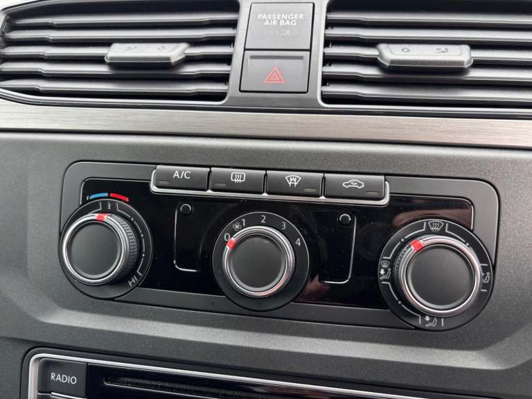 VOLKSWAGEN CADDY DRIVE FROM WHEELCHAIR ACCESSIBLE VEHICLE 1.4 TSI BlueMotion