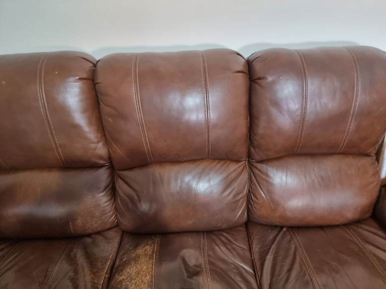 FREE Leather Sofa 2x3 Seater Free