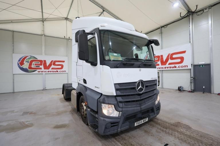 2014 (64 PLATE) Mercedes Benz Actros 1840 4x2 Euro 6 Tractor Units