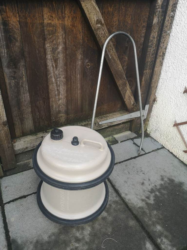 Aqua roll / caravan / motorhome water barrel 