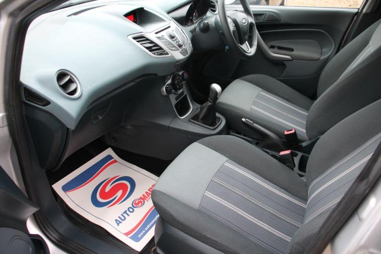 2010 Ford Fiesta 1.4 TDCi Edge 5dr HATCHBACK Diesel Manual