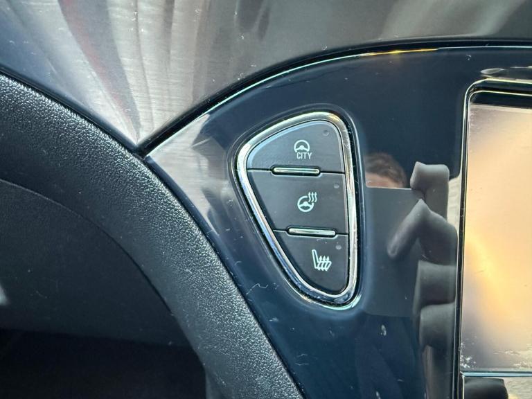 2015 Vauxhall Corsa 1.4 ecoFLEX Excite 3dr [AC] HATCHBACK PETROL Manual