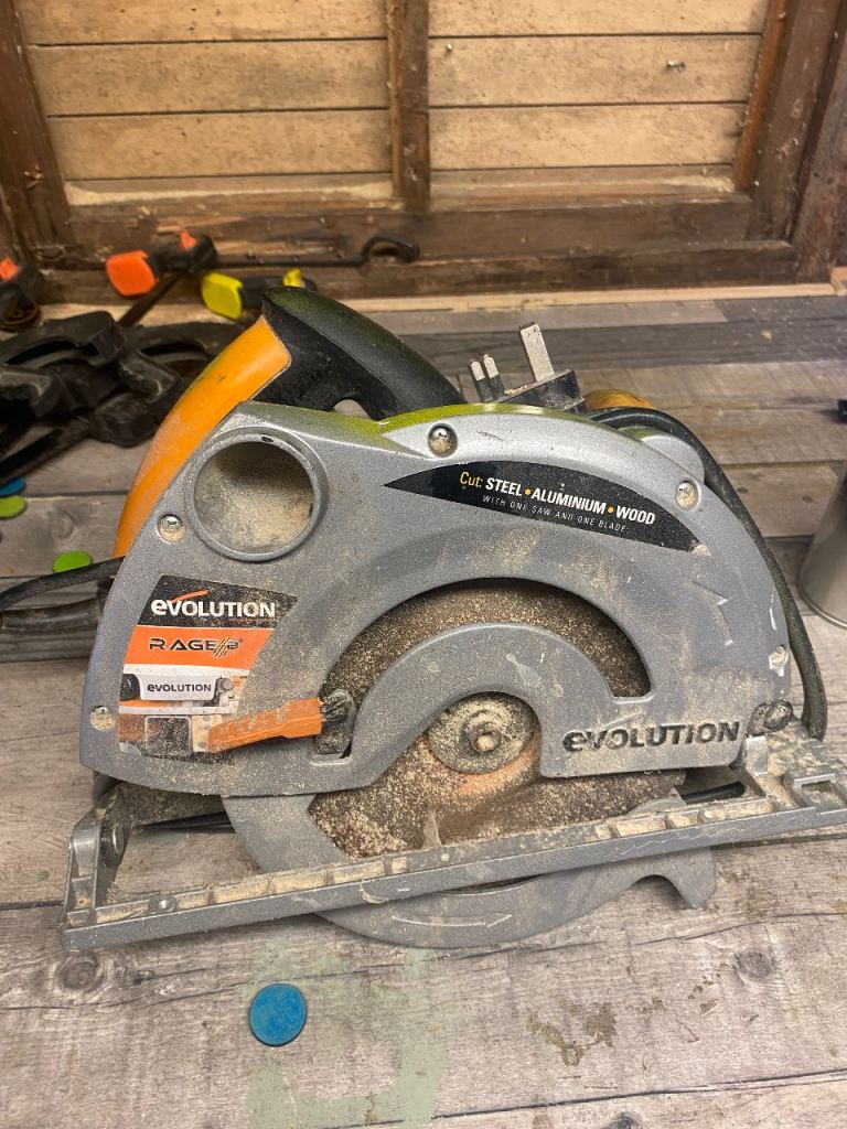 Wickes multi saw