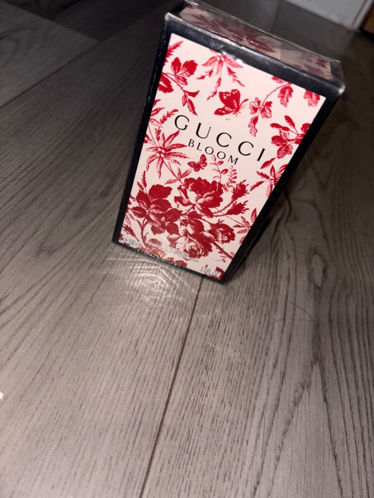Gucci bloom woman's perfume 