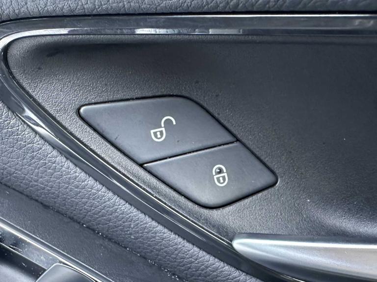 2020 Mercedes-Benz GLC GLC 300 4Matic AMG Line 5dr 9G-Tronic SUV Petrol Automatic