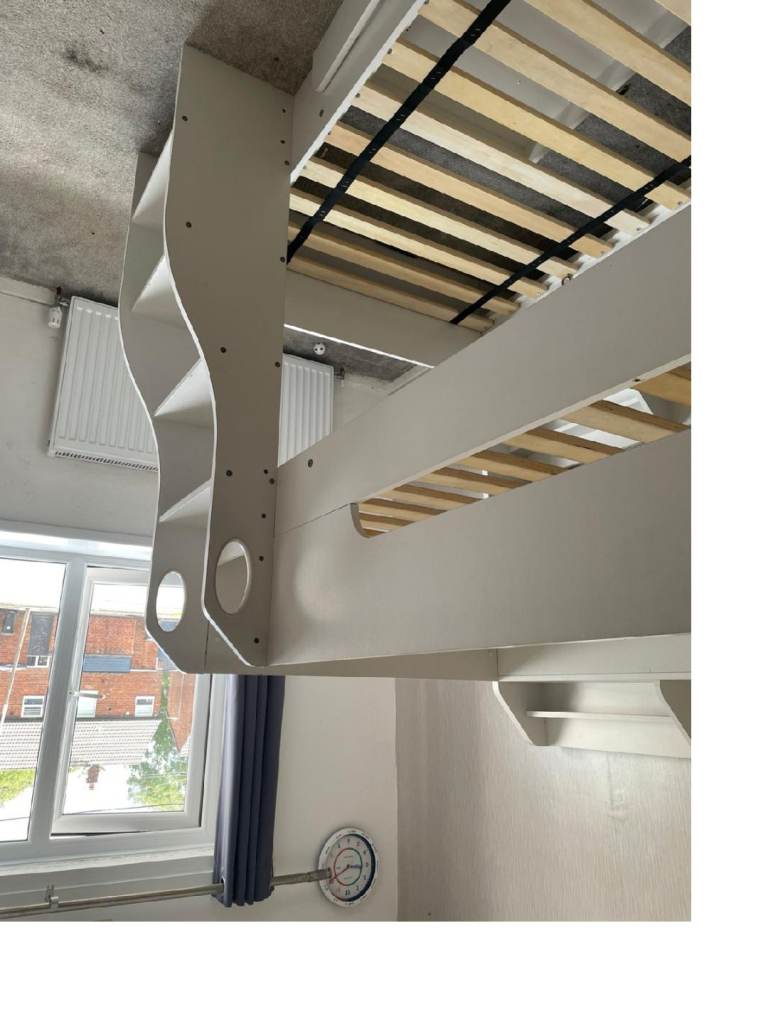 Flat To let