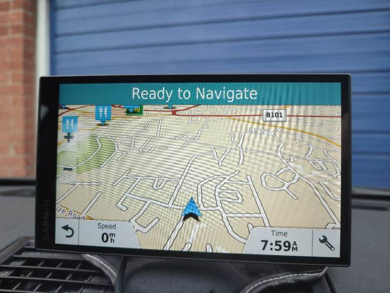 Garmin sat nav 770 lmt-d camper model.