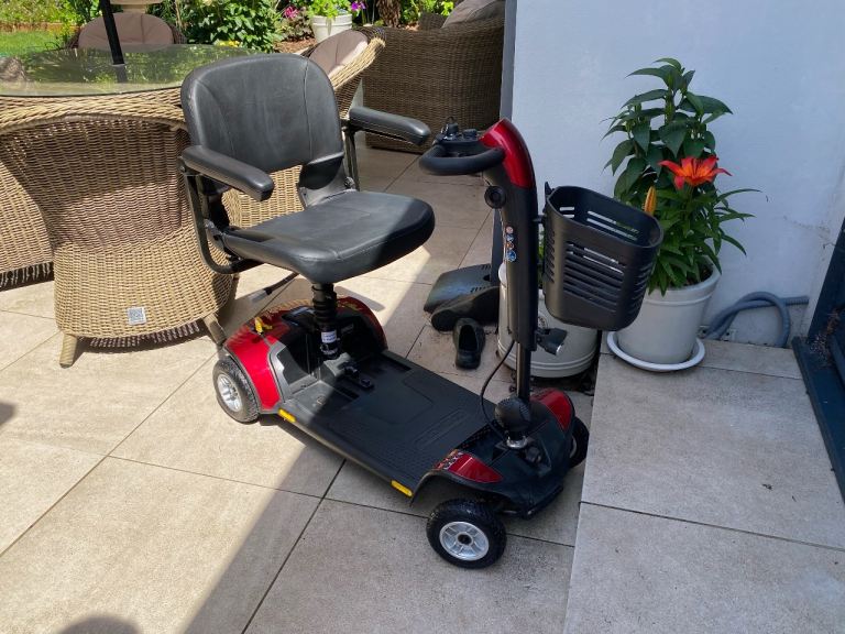 Pride Mobility GoGo Elite Traveller LX Mobility Scooter