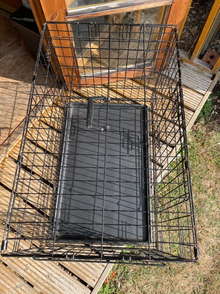 Small pet crate