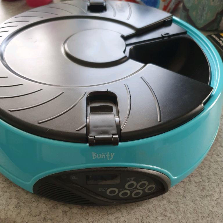 Cat/Dog /Pet Feeder Automatic 