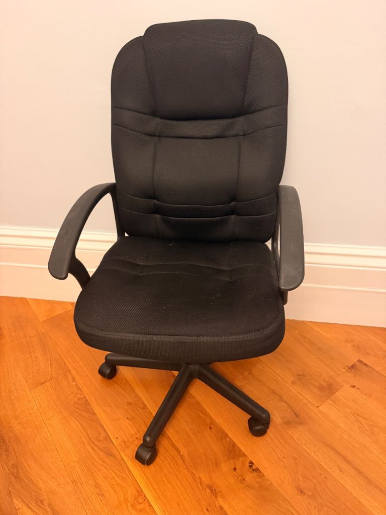 Black Fabric Office Chair with Armrests – Good Condition