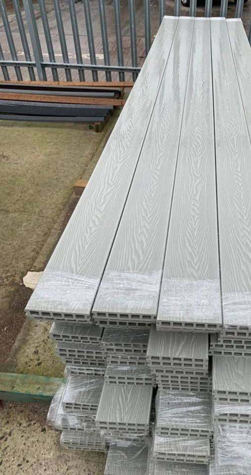 ASH Composite Decking 4.8m | Stylish Woodgrain Deck with Grooved Back