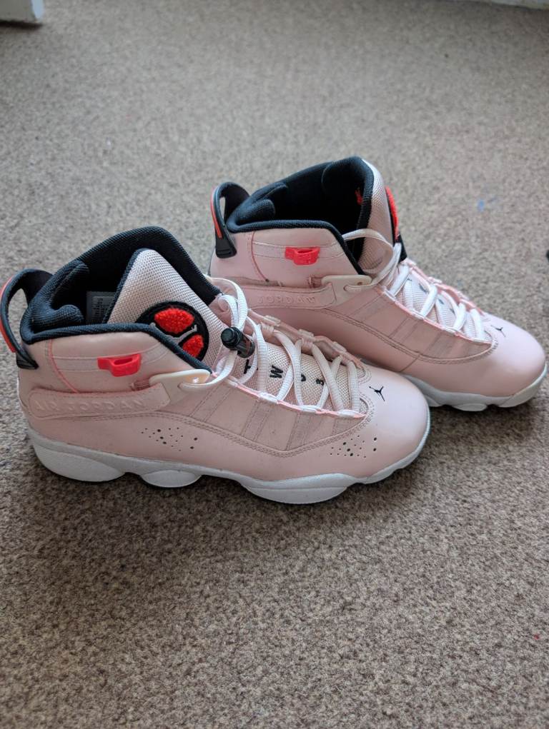 Nike Jordans Women's /girls trainers 