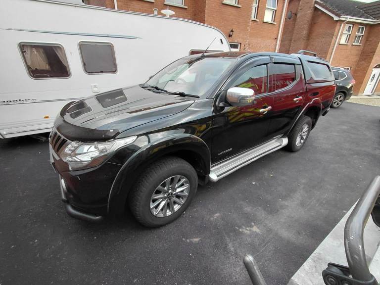 Mitsubishi, L200, Pick Up, 2017, Manual, 2442 (cc)