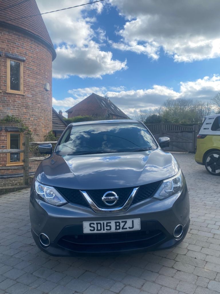 Nissan qashqai 2015