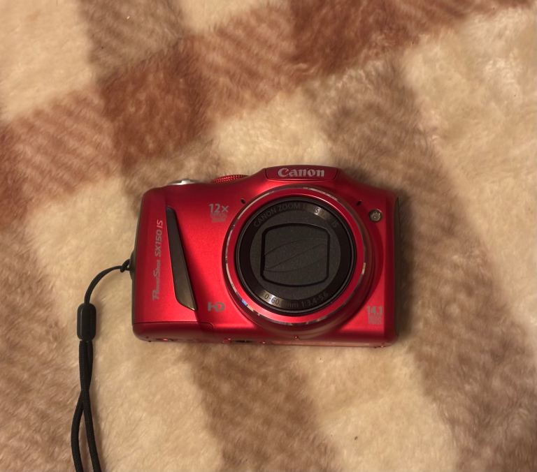 Canon PowerShot SX150 Is 14.1MP  Digital Camera