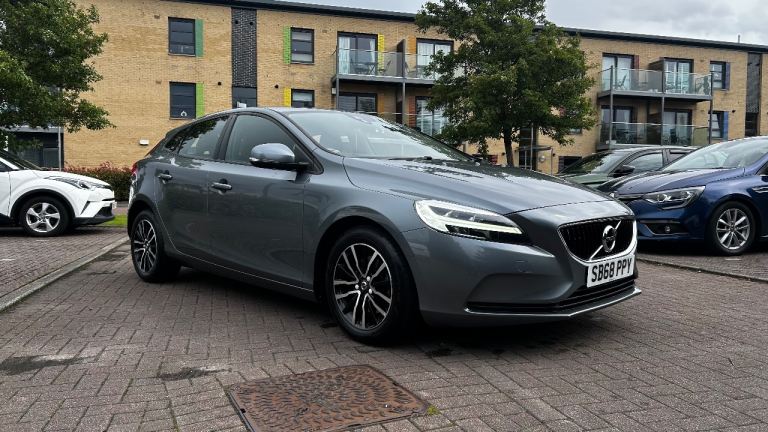 Volvo, V40, Hatchback, 2018, Manual, 1969 (cc), 5 doors