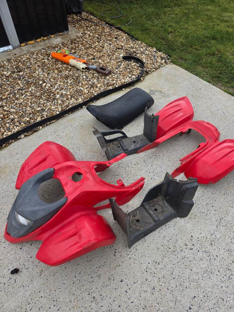 Adly 100 qaud plastics.