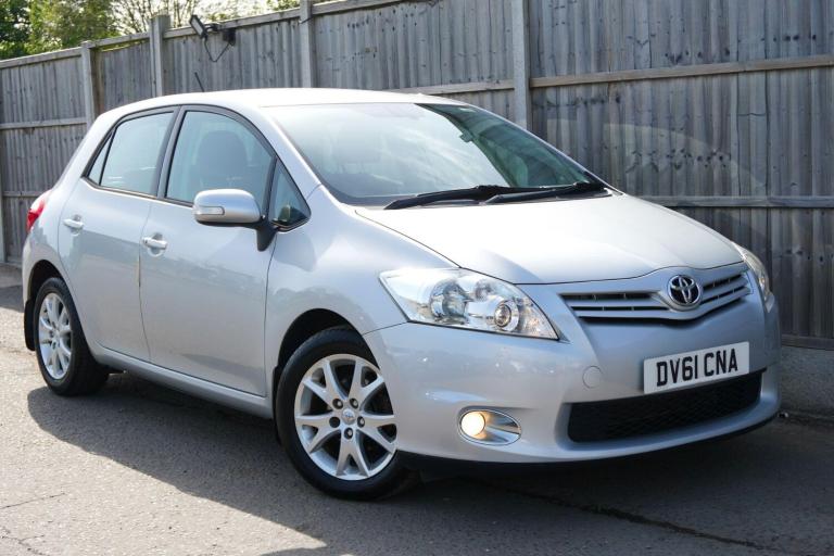 2011 Toyota Auris 1.6 V-Matic TR 5dr MM HATCHBACK PETROL Automatic