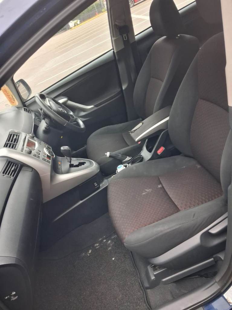 Toyota verso automatic 2011 1.8 petrol 