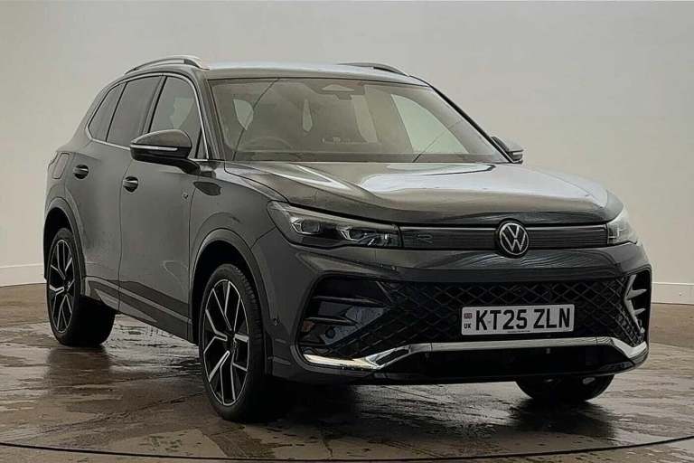 2025 Volkswagen Tiguan TSI eHybrid 19.7kWh R-Line DSG Euro 6 5-door SUV Hybrid Automatic