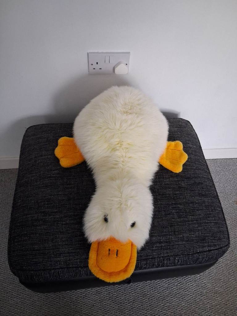 Soft toy duck