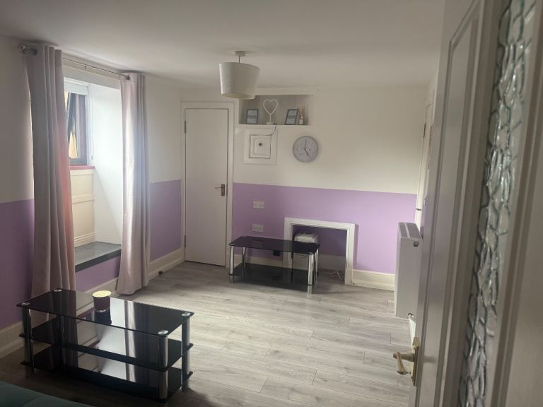 Room to rent 