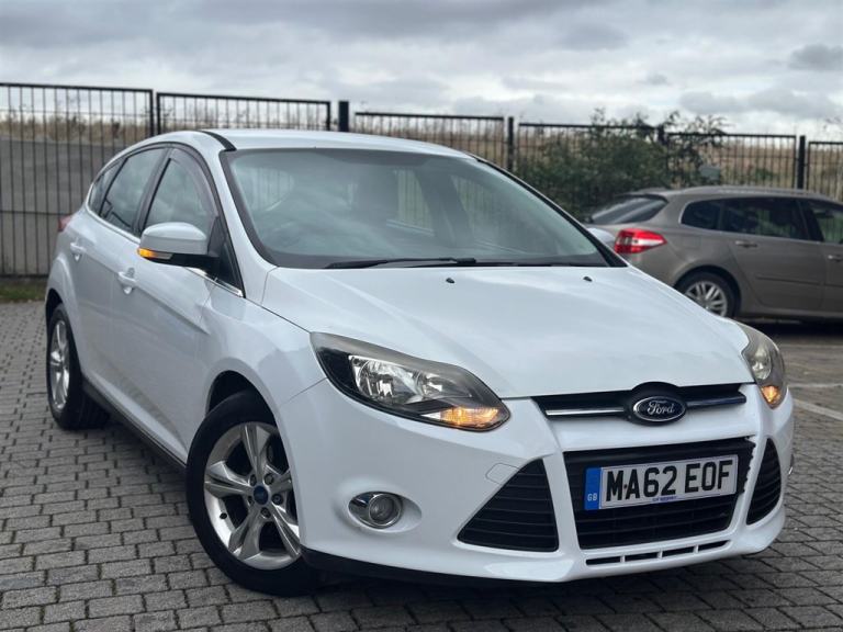 2012 Ford Focus 1.0 EcoBoost Zetec 5dr HATCHBACK PETROL Manual