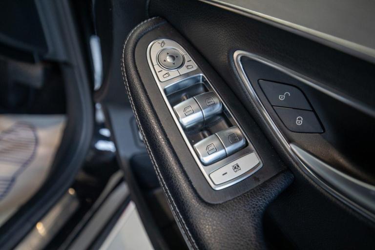  Mercedes-Benz C Class 2.0 C220d Sport Saloon 4dr Diesel G-Tronic+ Euro 6 (s/s) (194 ps) **Heated...