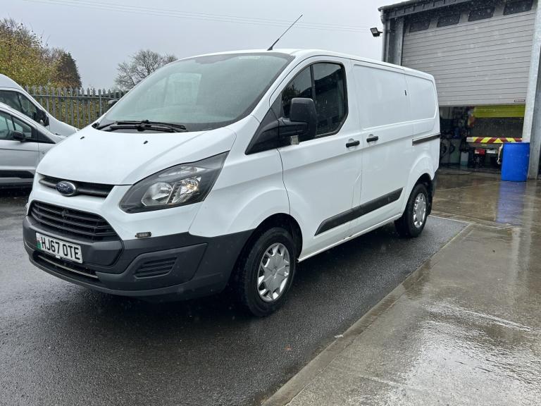 FORD TRANSIT CUSTOM 2.0 TDCi 270 L1H1 SWB LOW ROOF White Manual Diesel 2017