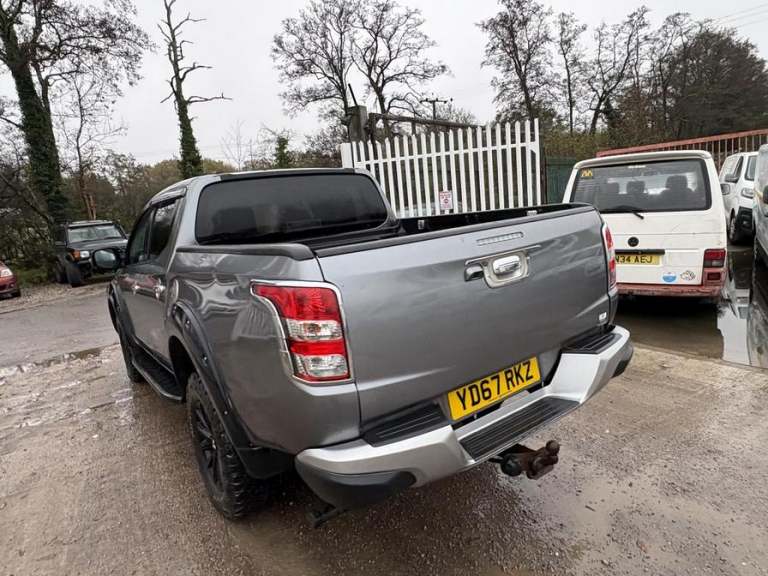 2018 Mitsubishi L200 L200 Barbarian DI-D 4x4 DIESEL Manual