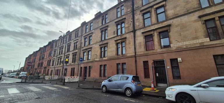 One Bedroom Flat - 384 Allison Street