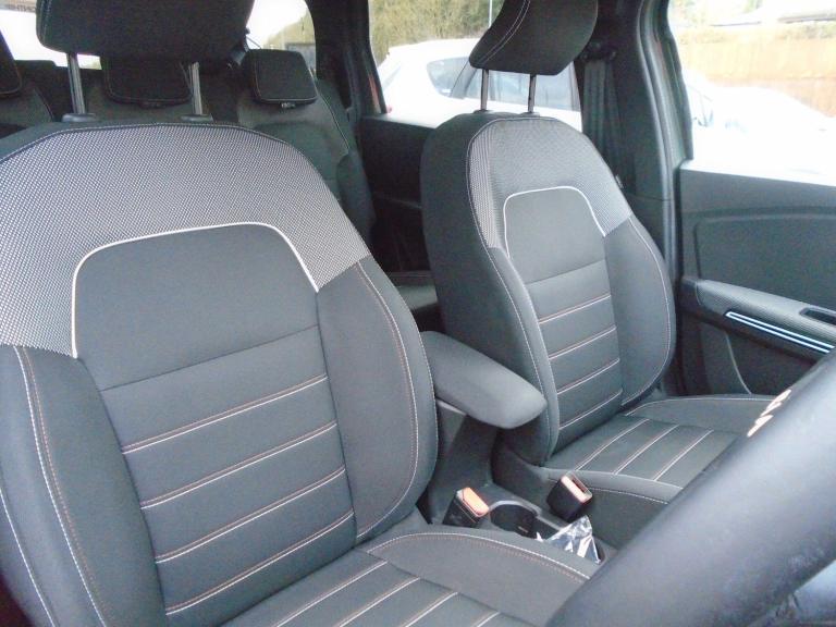 2023 Dacia Jogger 1.0 TCe Extreme SE 5dr MPV PETROL Manual