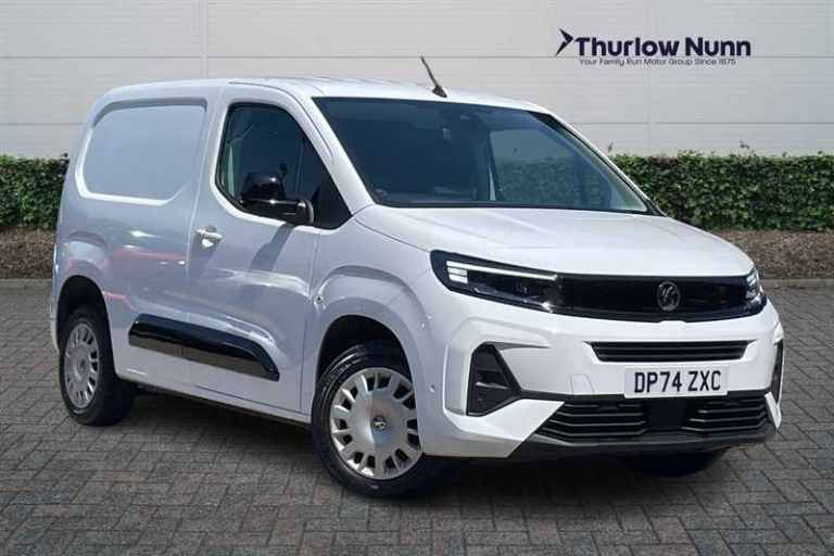 2024 Vauxhall Combo 1.5 Turbo D 2300 Pro Panel Van 5dr Diesel Manual SWB Euro 6 (s/s) (100 ps) Pa...