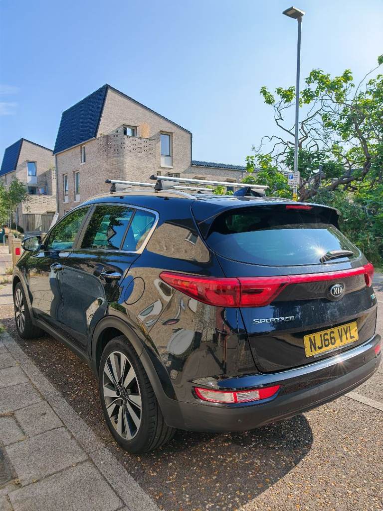 Kia, SPORTAGE, Estate, 2016, Manual, 1685 (cc), 5 doors road tax £35