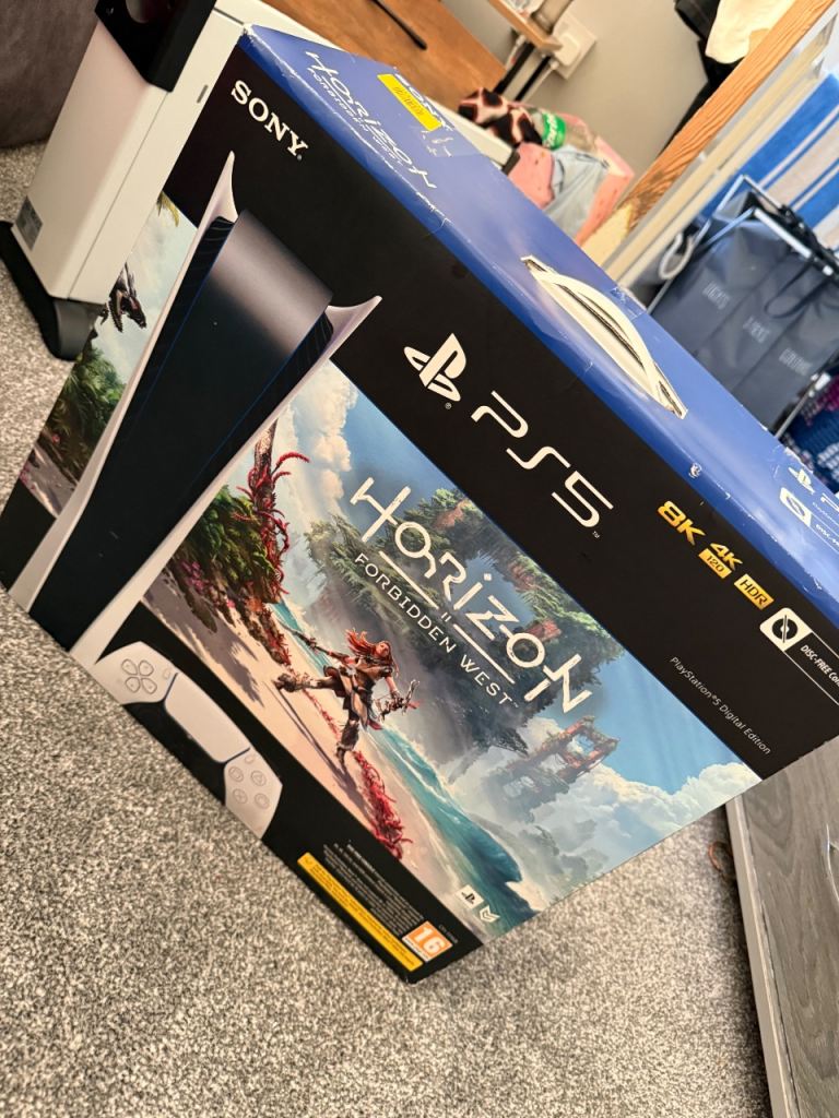 Sony PlayStation 5 Console with Horizon Forbidden West