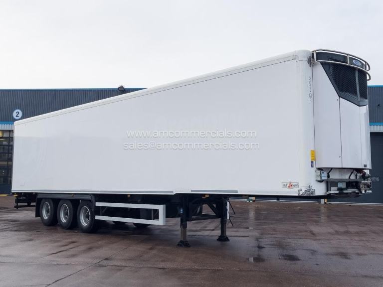 GRAY & ADAMS MEAT RAILER FRIDGE TRI AXLE TRAILER