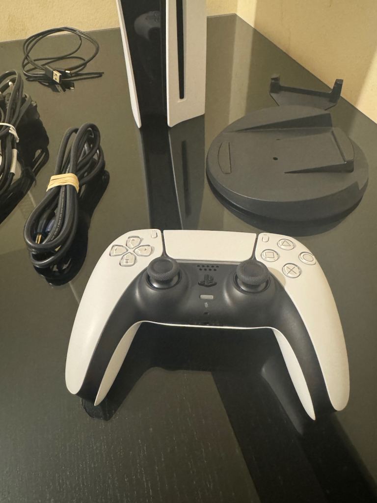 *NEW* Sony PlayStation 5 Blu-Ray Edition Console - White [PS5/Disc]