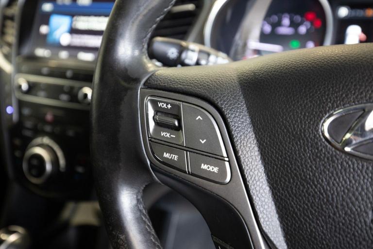 2016 Hyundai Santa Fe 2.2 CRDi Blue Drive Wiggins Edition SUV 5dr Diesel Auto 4WD Euro 6 (s/s) (7...