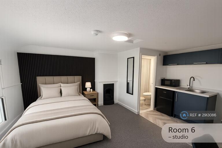 1 bedroom in Chalkwell Road, Sittingbourne, ME10 (#2913086)