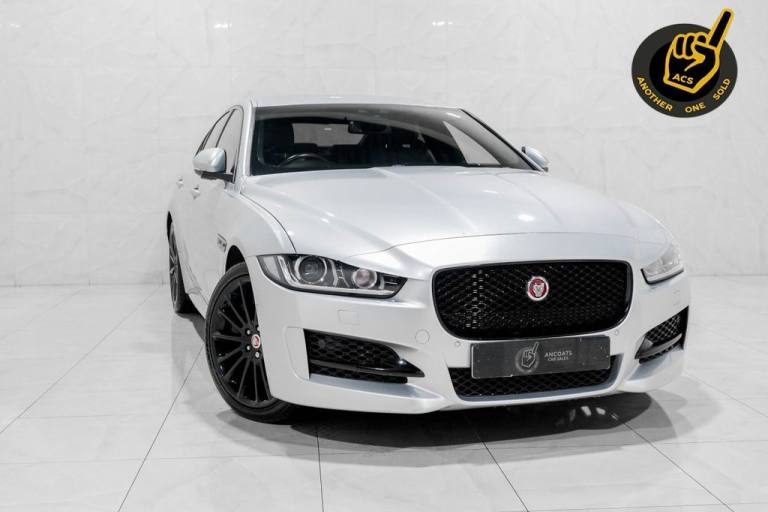 2018 Jaguar XE 2.0d R-Sport Saloon 4dr Diesel Auto AWD Euro 6 (s/s) (240 ps) Saloon Diesel Automatic