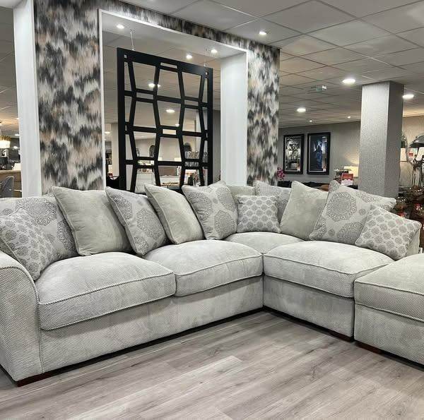 Dfs 4x Settee Corner Sofa L Shape Couch for Sale Color Grey¬ Delivery Available COD