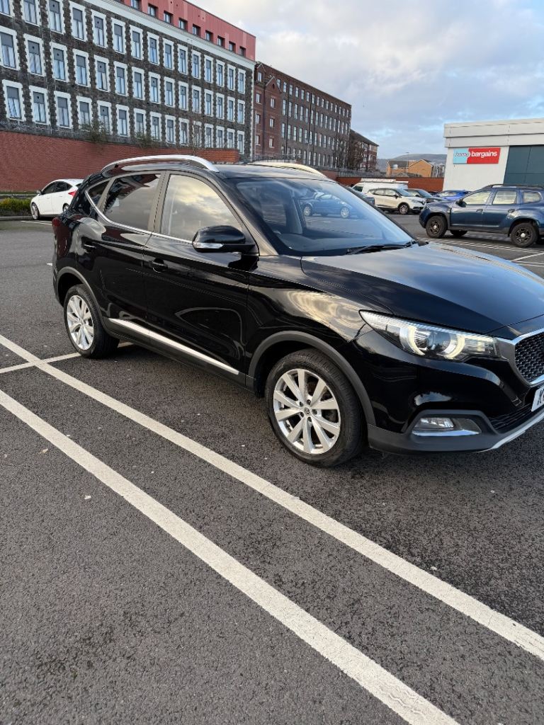 MG Motor UK, ZS, Hatchback, 2018, Manual, 1498 (cc), 5 doors