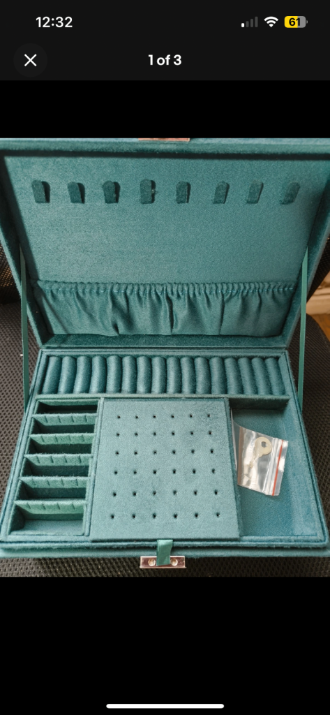 Brand new Vintage jewellery box 